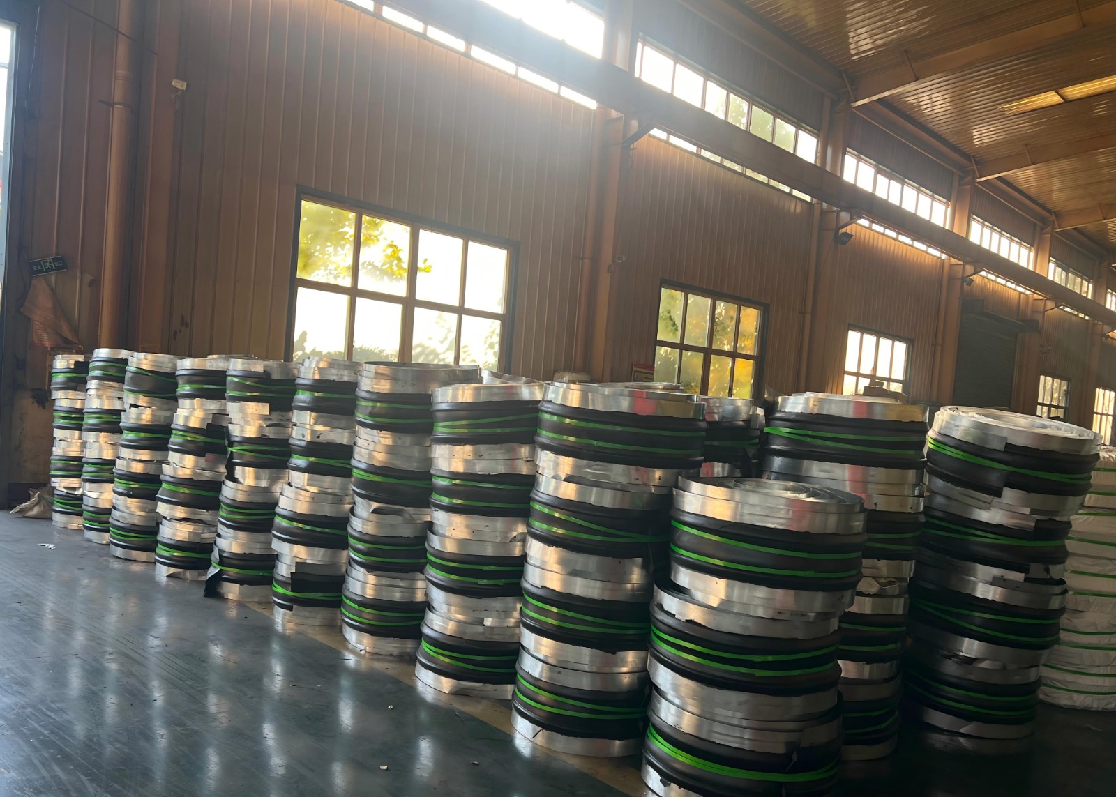 推荐中国橡胶止水带厂家?宏基橡塑实力厂家名列前茅�?1).jpg 推荐中国橡胶止水带厂家?宏基橡塑实力厂家名列前茅�?1).jpg